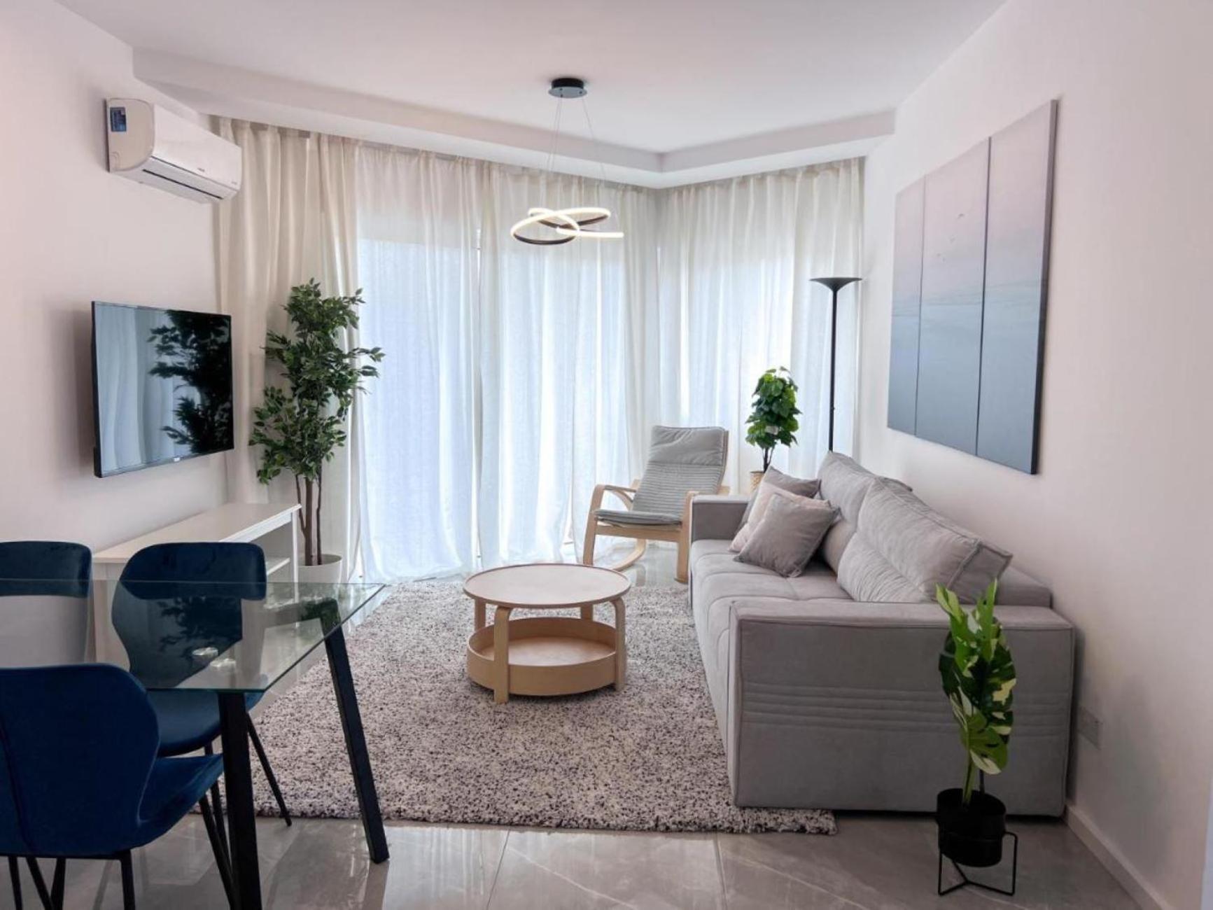 H&O Diamond Complex Sea View Apartment Paphos Eksteriør bilde
